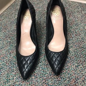 Vince Camuto Black Quilted Heels Sz 8